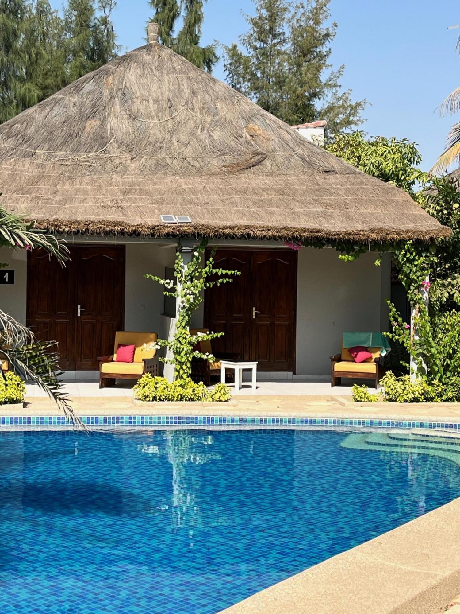 Casa Coco II Hotel Nianing Ngoại thất bức ảnh