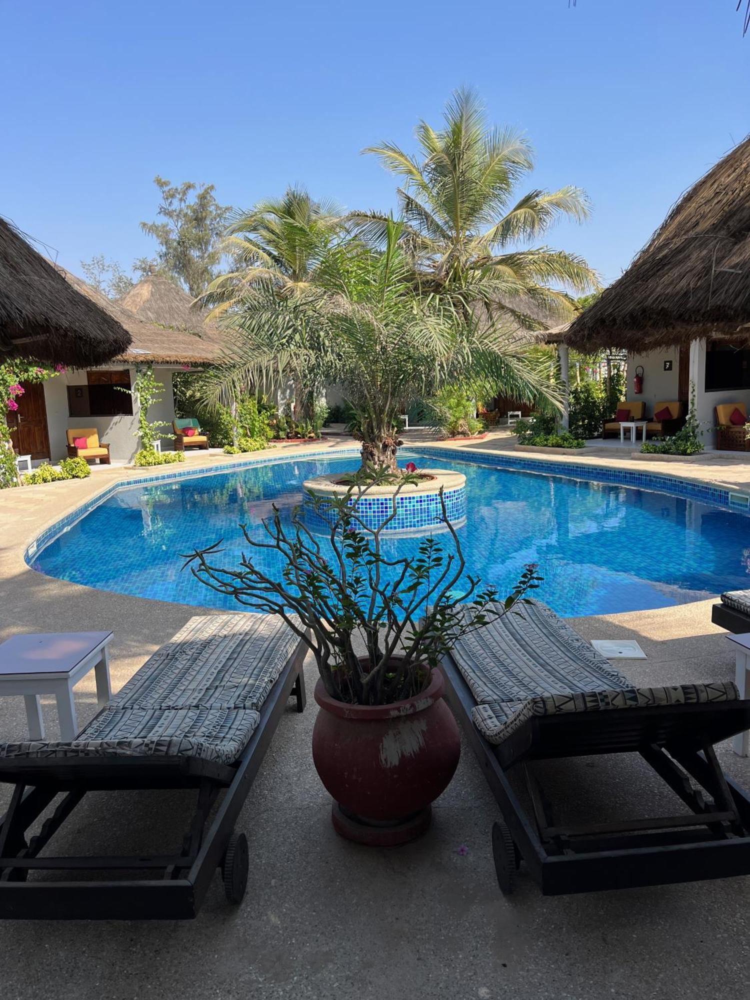 Casa Coco II Hotel Nianing Ngoại thất bức ảnh